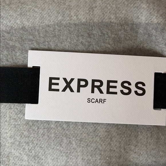 Express Gray Scarf NWT - Picture 4 of 8